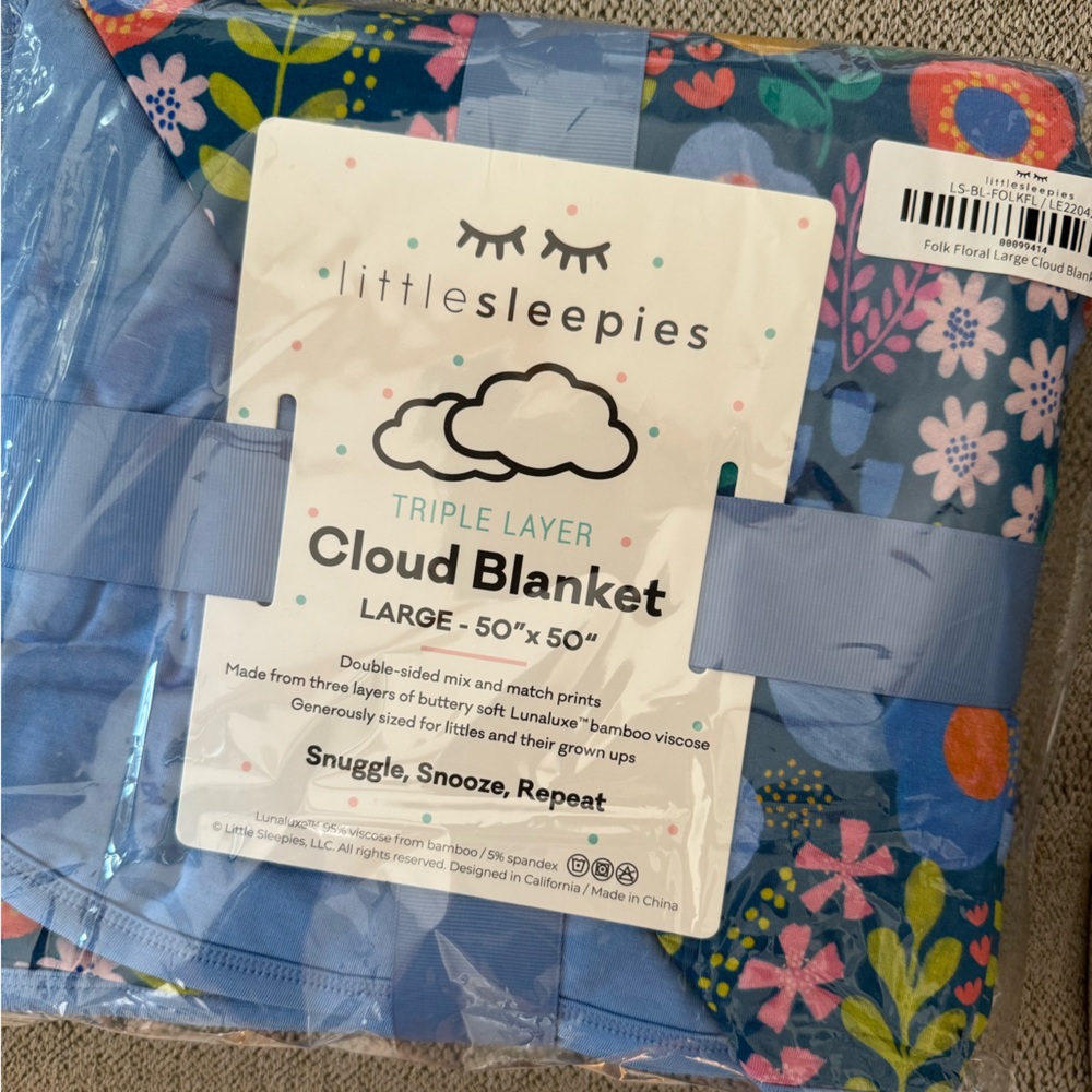 NWT Little Sleepies folk floral cloud blanket